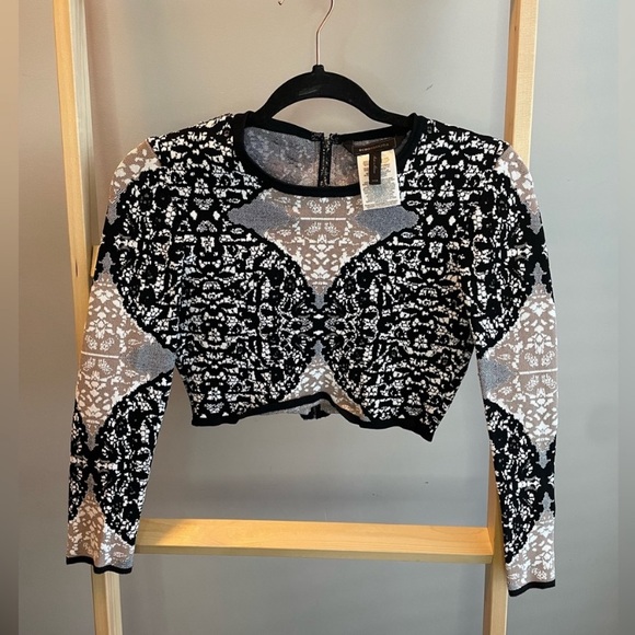 Cropped sweater - Picture 4 of 7